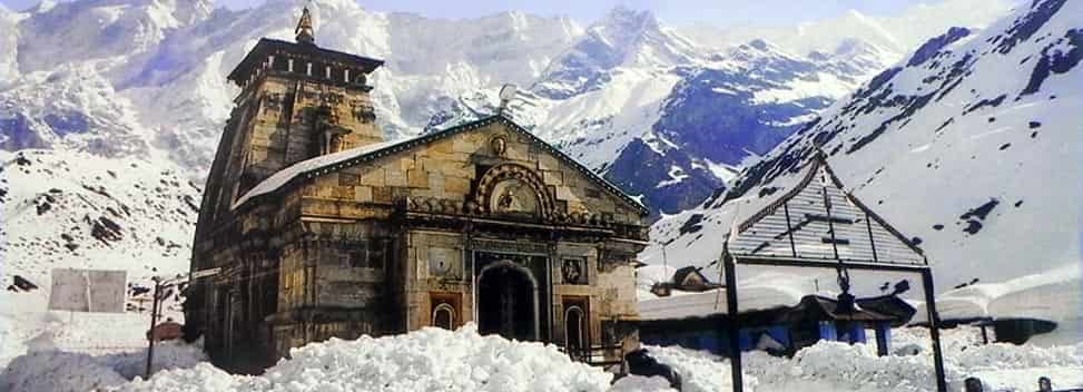 Kedarnath Temple in Winters